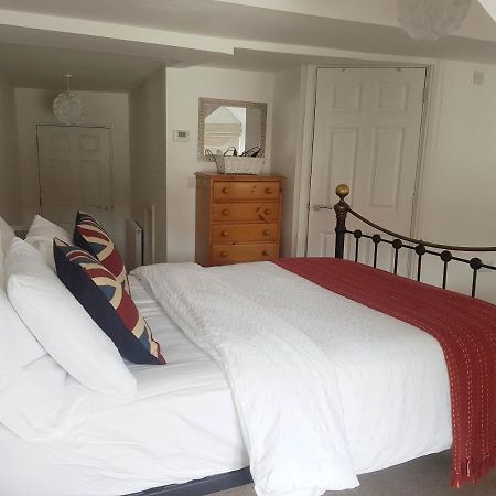 Warwick Market Place Apartment Extérieur photo